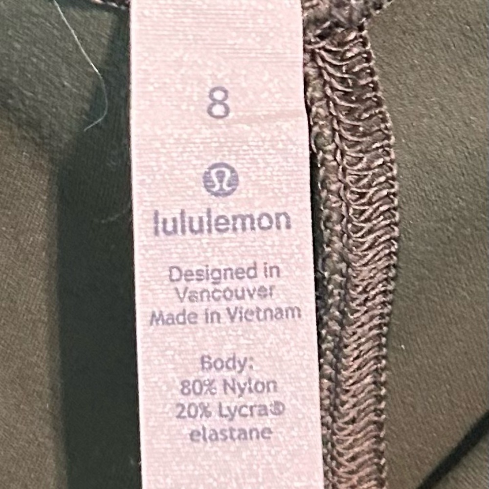 🎉 Host Pick 🎉 Lululemon Athletica Olive Green Leggings - Picture 5 of 7
